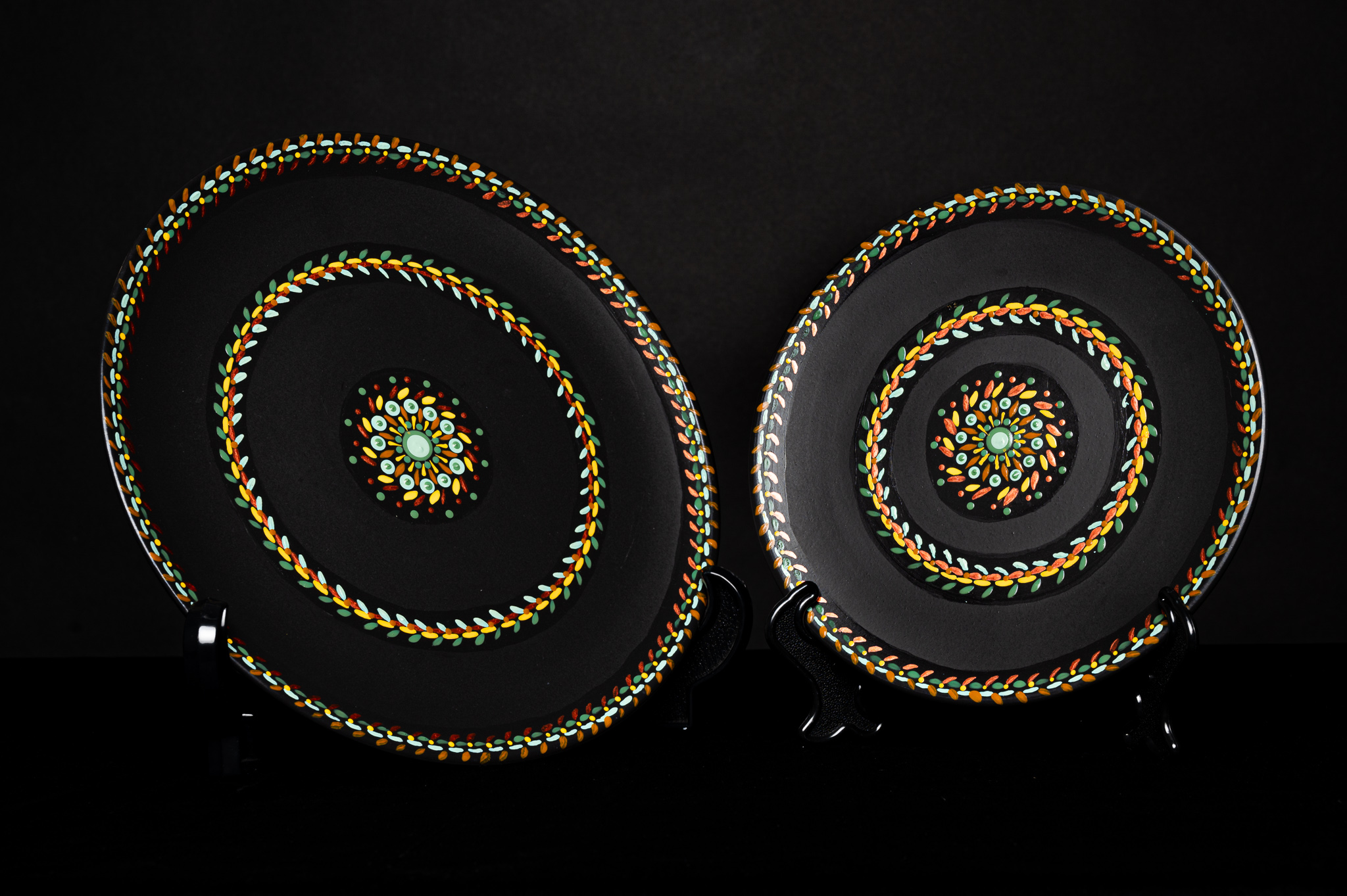 Annie Seale Art United Rotorua Mandala Artist Plates Decorative